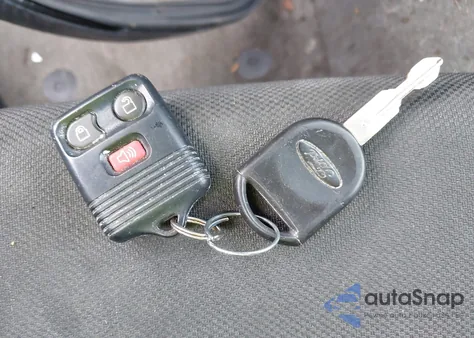 2011 Ford Ranger Xlt from USA, damaged, VIN 1FTLR4FE8BPA81160